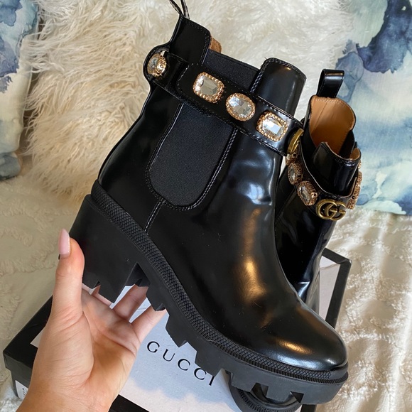 Gucci Leather Ankle Boot with Belt - Picture 3 of 4